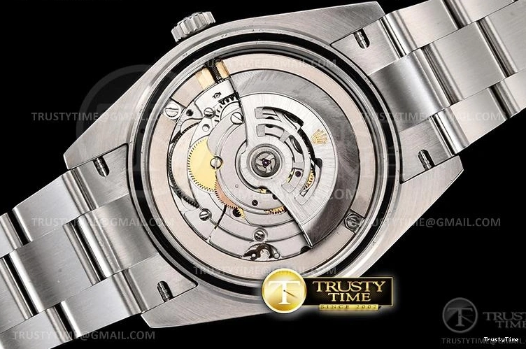 1104 ComfortFit R2DJ0257A – DJ2 41mm 658